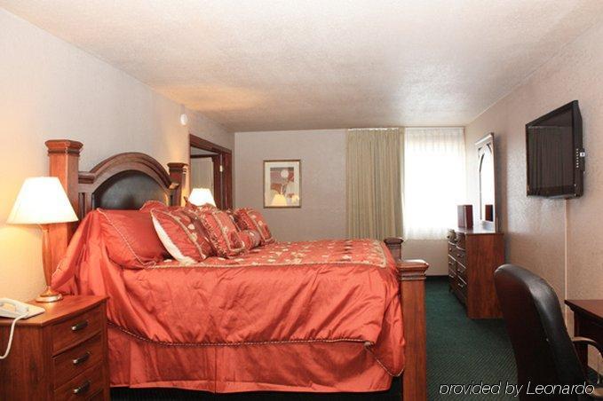 Ramada By Wyndham Bismarck Otel Oda fotoğraf