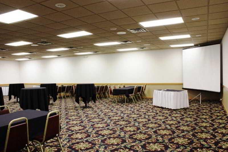 Ramada By Wyndham Bismarck Otel Dış mekan fotoğraf